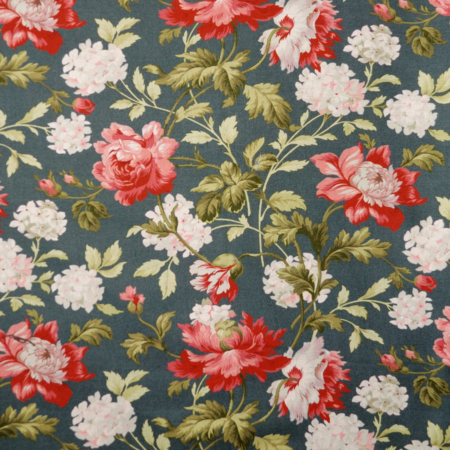 RED & GREY FLORAL NAPKIN SET